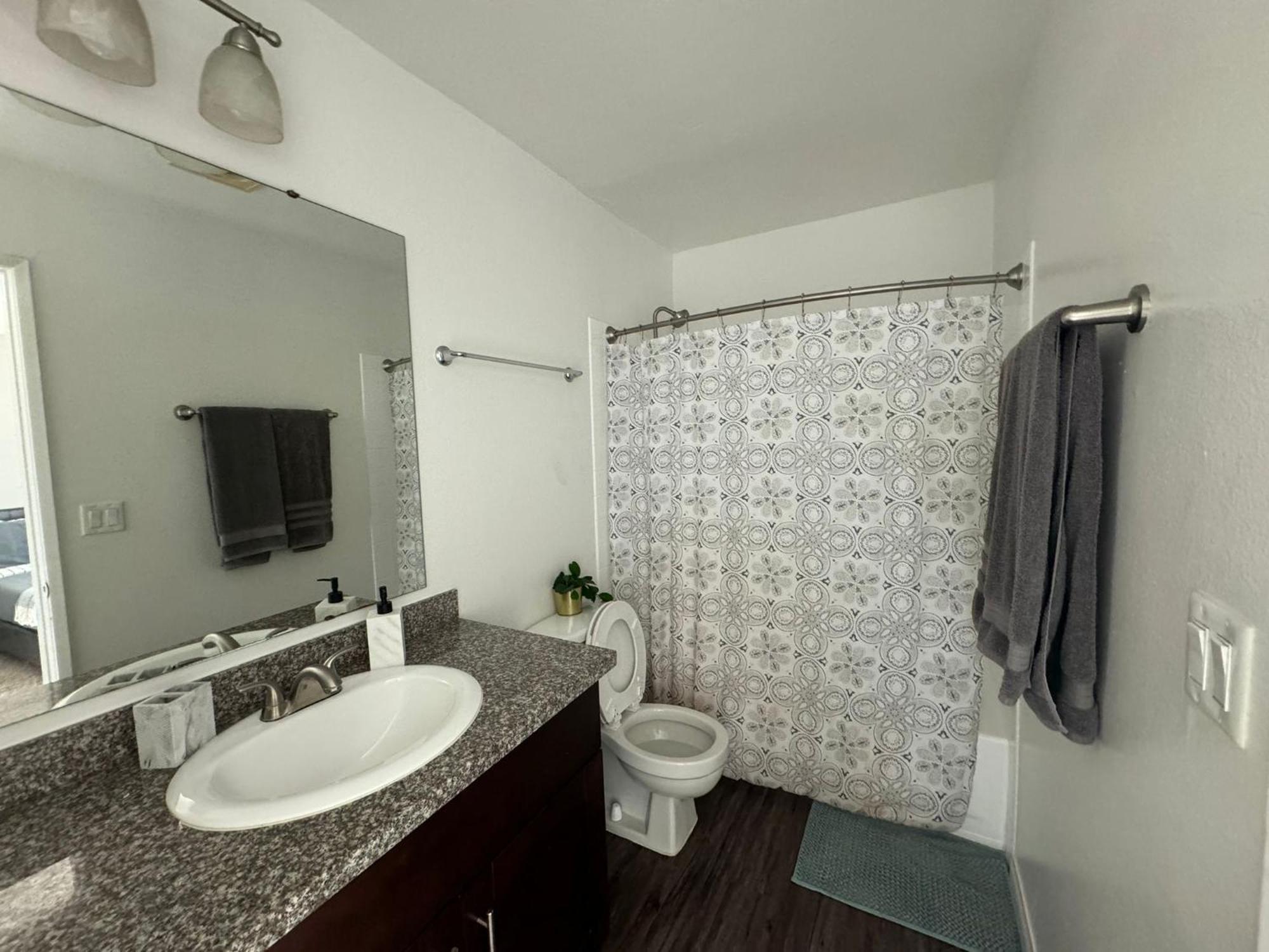 Incredible Two Bedroom Hollywood Apartments Free Parking Los Angeles Zewnętrze zdjęcie