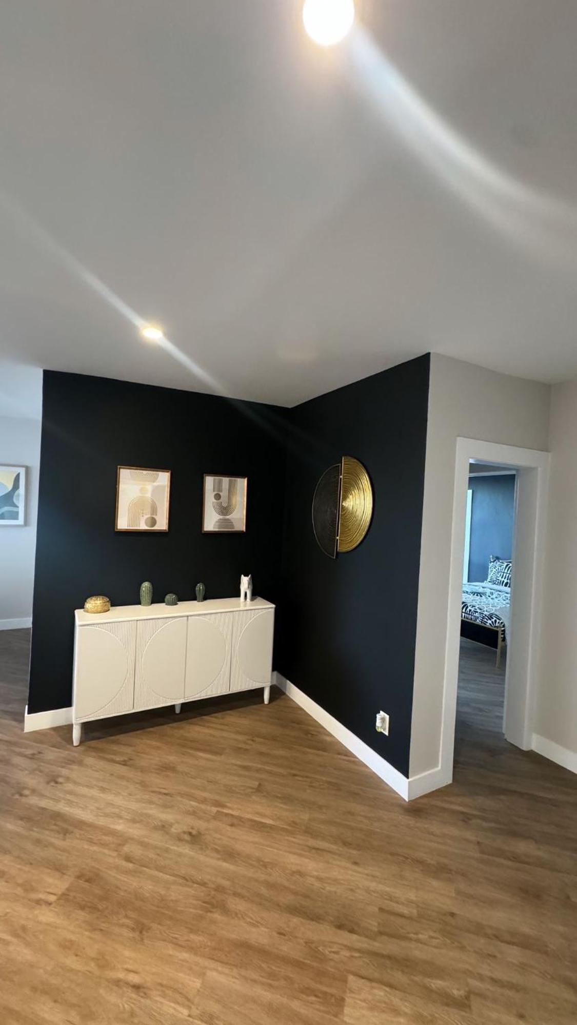 Incredible Two Bedroom Hollywood Apartments Free Parking Los Angeles Zewnętrze zdjęcie